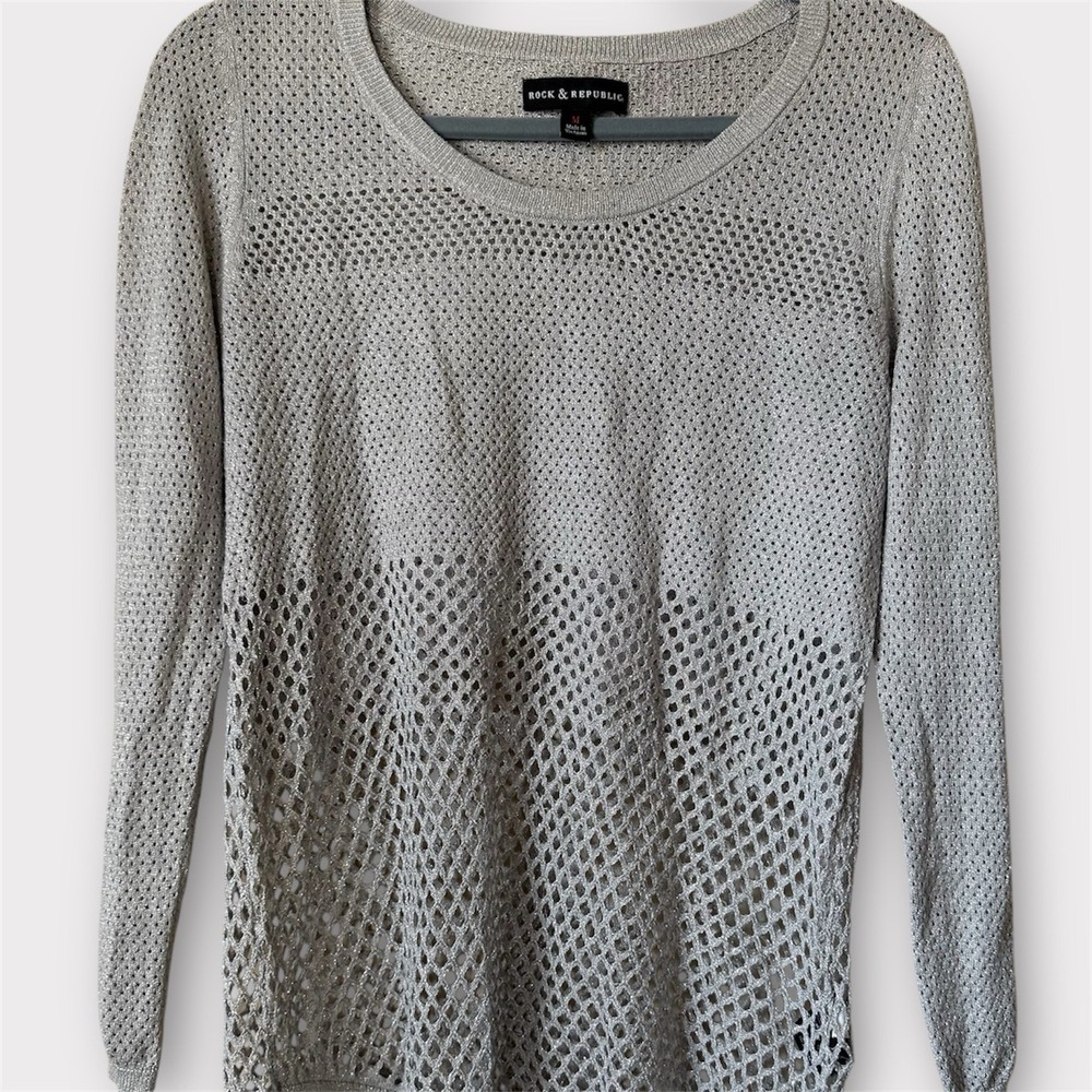 Rock & Republic Shimmery Gray Mesh Top Size Medium